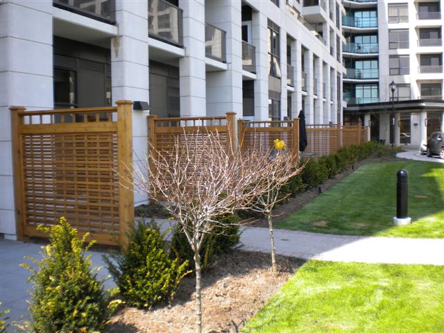 Commercial fence staining Thornhill Ontario - acoustic barrier and subdivision fence coatings